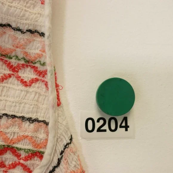 AE AMERICAN EAGLE OUTFITTERS Ivory White Crop Top MEDIUM Halter Smocked - Picture 9 of 9